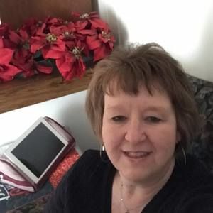 Meet your Posher, Ramona